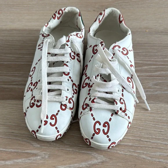 Gucci White Athletic Shoes with Red Laces Women main image 3